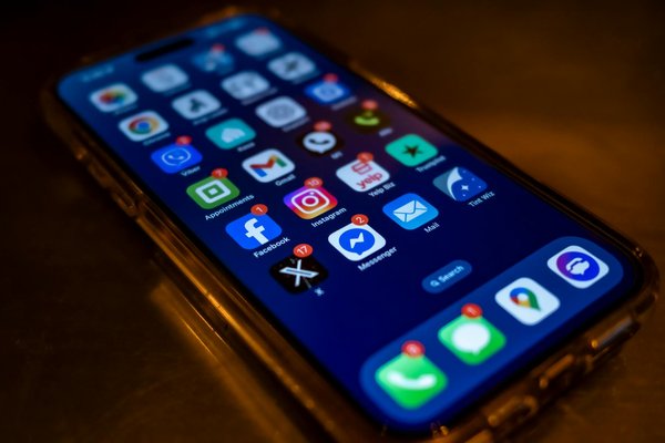 Comment les plateformes en ligne peuvent-elles utiliser l'IA pour personnaliser les expériences d'achat?